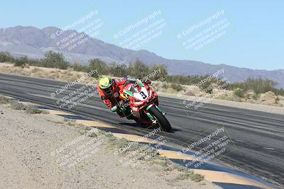 media/Dec-04-2025-Racers Edge (Thu) [[5ebc9f124d]]/2-A Group/1-Session 2 (Turn 7 Inside)/